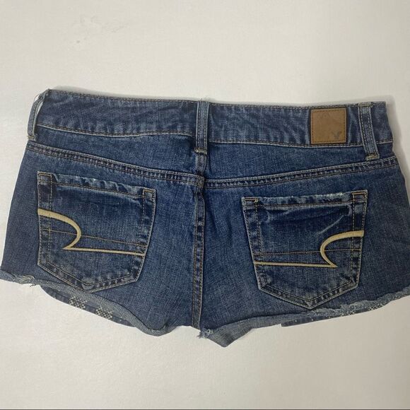 American Eagle Outfitters | Factory Distressed Denim Shorts - Picture 4 of 4